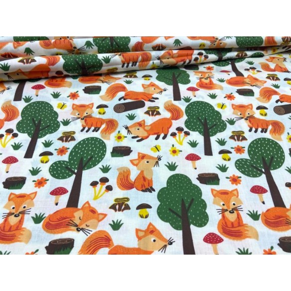 Tissu en coton - Animaux renards dans la forêt