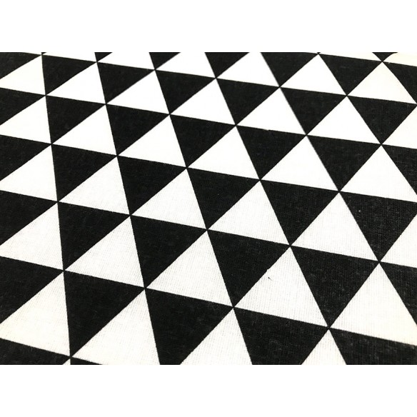 Tissu en coton - Triangles noirs