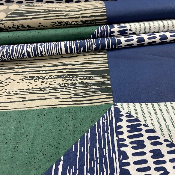 Tissu en coton - Triangles patchwork verts et bleus