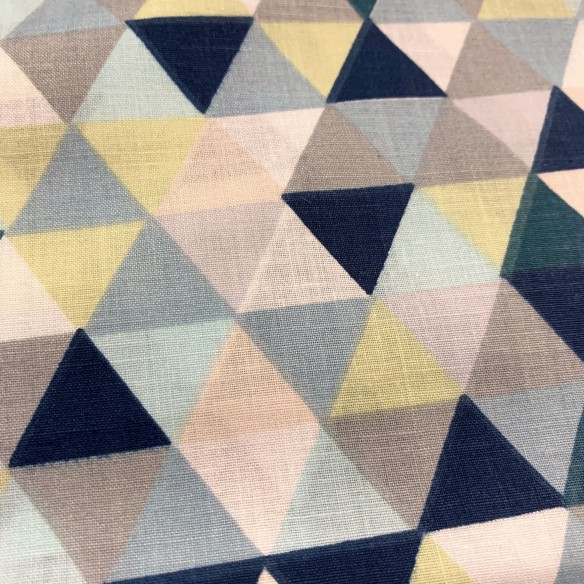 Tissu en coton - Mini triangles gris et émeraudes