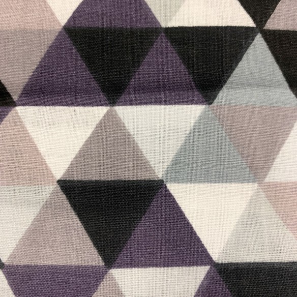 Tissu en coton - Mini triangles violets et noirs