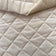 Tissu d’ameublement matelassé en microfibre motif losange 5x5 - ivoire