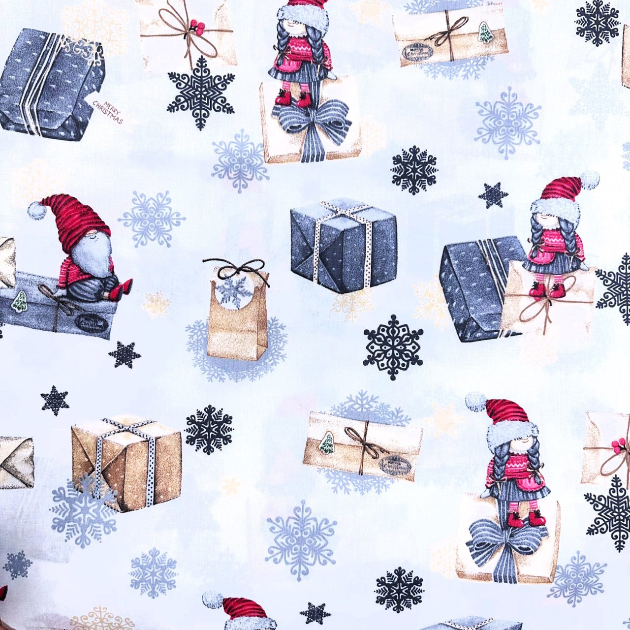 Cotton Fabric - Christmas gnomes with gifts and letter on white - PINaPIN